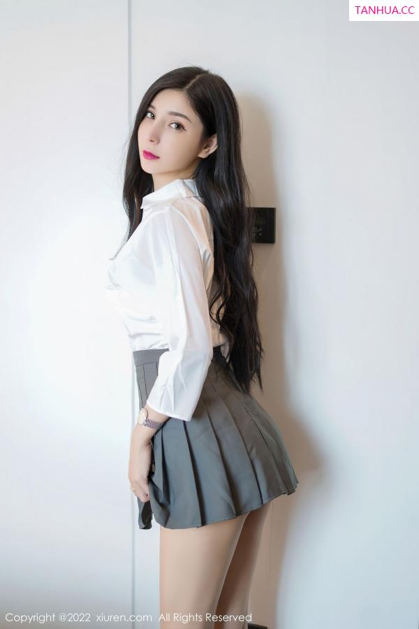 小蛮妖  [XiuRen]高清写真图 2022.04.25 No.4918 小蛮妖Yummy第5张图片